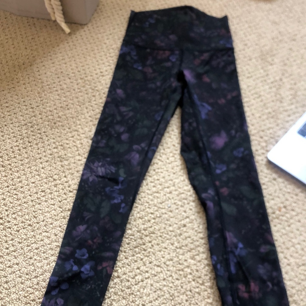 Lululemon Floral Print Leggings Size 2